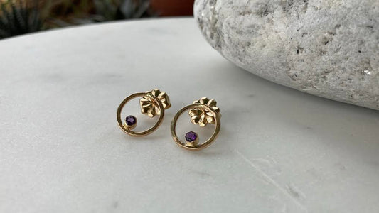 Pohaku Piko Studs