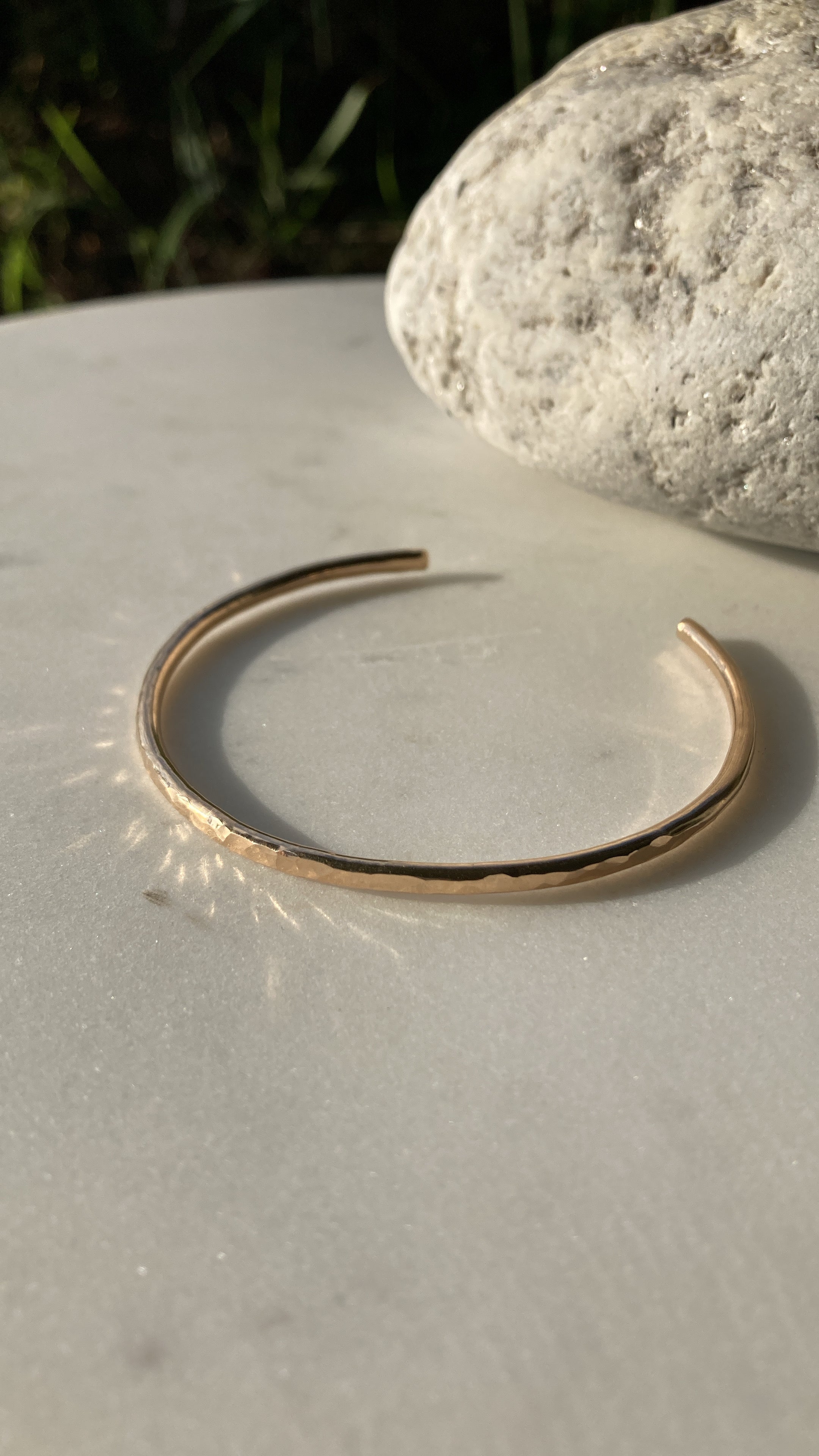 Store pohaku bangle